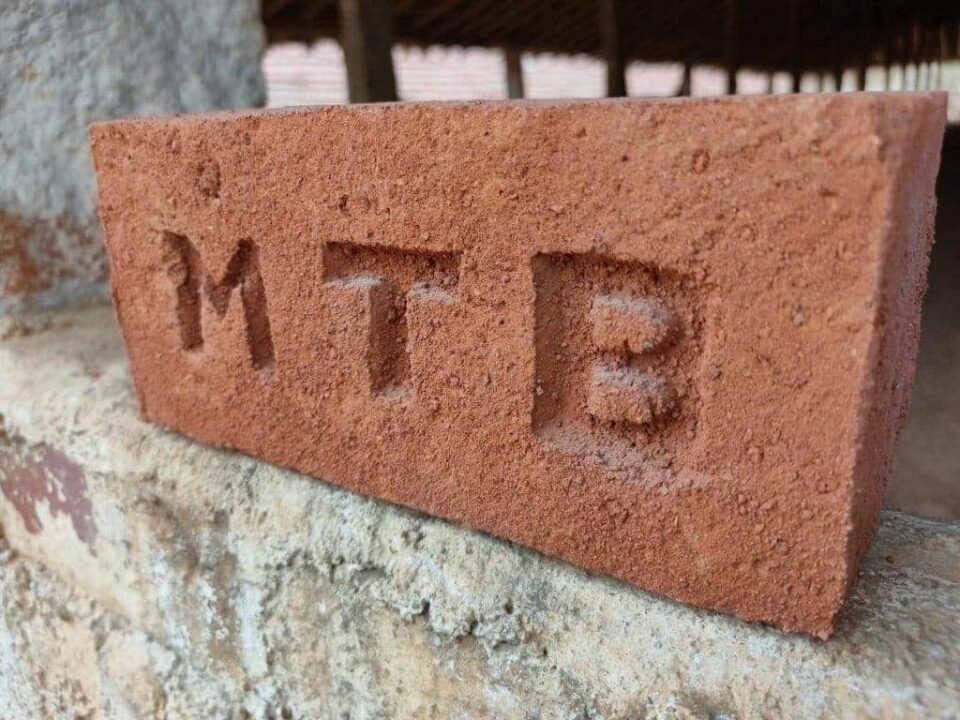RED BRICKS